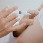 【新型コロナ】コロナワクチン実態調査へ、接種後長引く症状