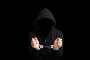 新年会で同僚女性のズボン下ろした疑い、36歳会社員を逮捕